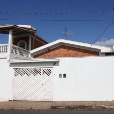 PARTE IDEAL DE 50% DA NUA PROPRIEDADE SOBRADO 200,00M² – SÃO CARLOS