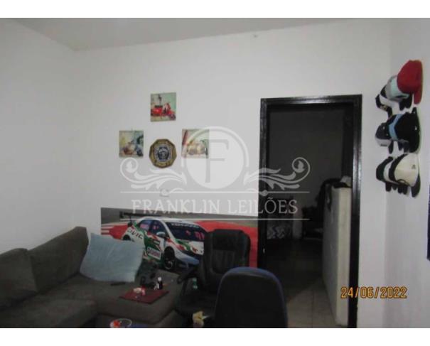 Foto de Parte Ideal de 1/4 do Terreno 450,00m². com 3 Casas Térreas - Santo André