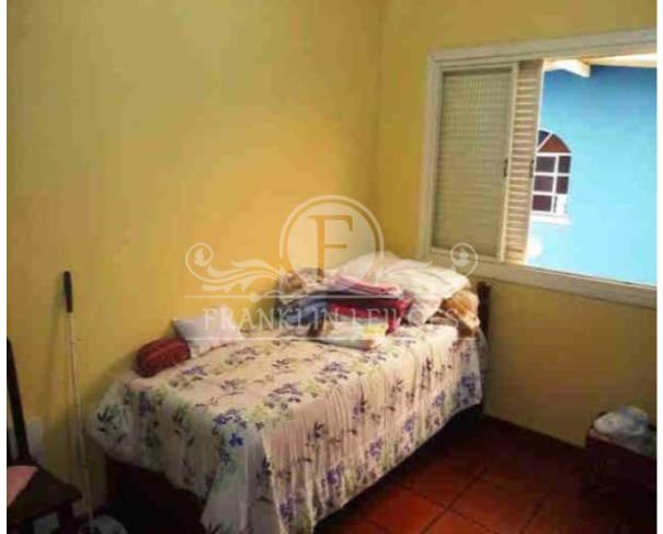 Foto de Casa 515,53m² 3 dorm sendo 1 suíte  - Centro - Piracaia