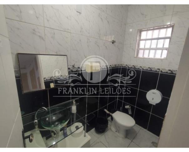 Foto de SOBRADO 3 PAVIMENTOS COMERCIAL 396,97M² - TABOÃO DA SERRA