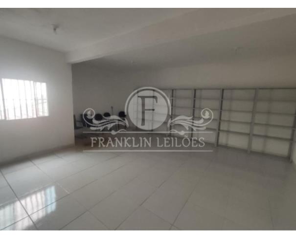 Foto de SOBRADO 3 PAVIMENTOS COMERCIAL 396,97M² - TABOÃO DA SERRA