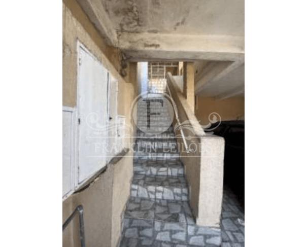 Casa com 2 quartos no Jardim Caguassu (foto 3 de 5)