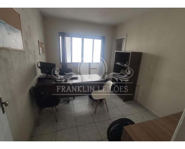 Foto de SOBRADO 3 PAVIMENTOS COMERCIAL 396,97M² - TABOÃO DA SERRA