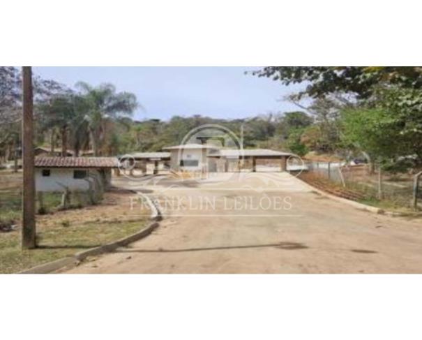Foto de LOTE 4 - TERRENO Nº 28 - 1.348,00M² - Estância Santa Maria - ATIBAIA