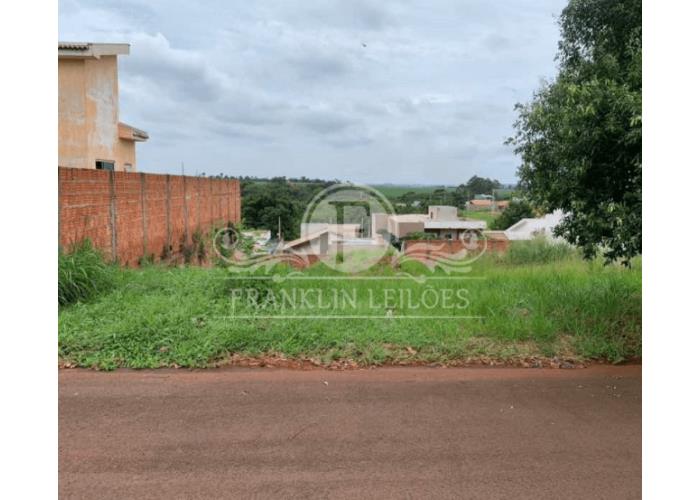 Imagem do imóvel Terrenos com 360m² - Residencial Ville de France -Ourinhos Terrenos com 360m² - Residencial Ville de France -Ourinhos