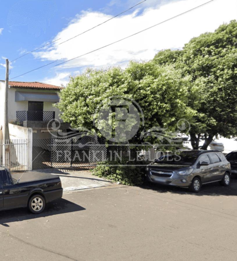 sa At: 460m² 2 dorm e edicula - Centro - Santa Fé do Sul Casa At: 460m² 2 dorm e edicula - Centro - Santa Fé do Sul, localizado em Santa Fé Do Sul - SP