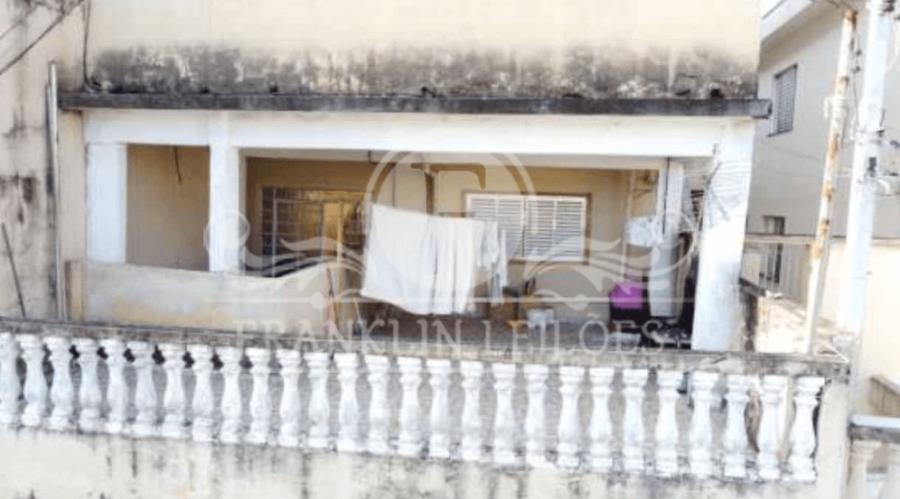 Assobradado 235,15m² - 3 residências com 2 dormitórios e dependências - Aricanduva-SP Assobradado 235,15m² - 3 residências com 2 dormitórios e dependências - Aricanduva-SP, localizado em São Paulo - SP, bairro Jardim Caguassú